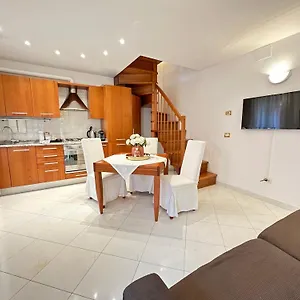 Experience: Casa Tipica Apartment Burano