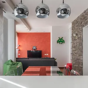 Pigneto & Malatesta Subway Flat Rzym