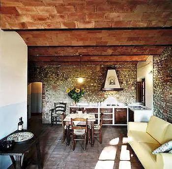 Casa D'Era Country Holiday House Hotel Molino Mazzetti 0*, Lajatico